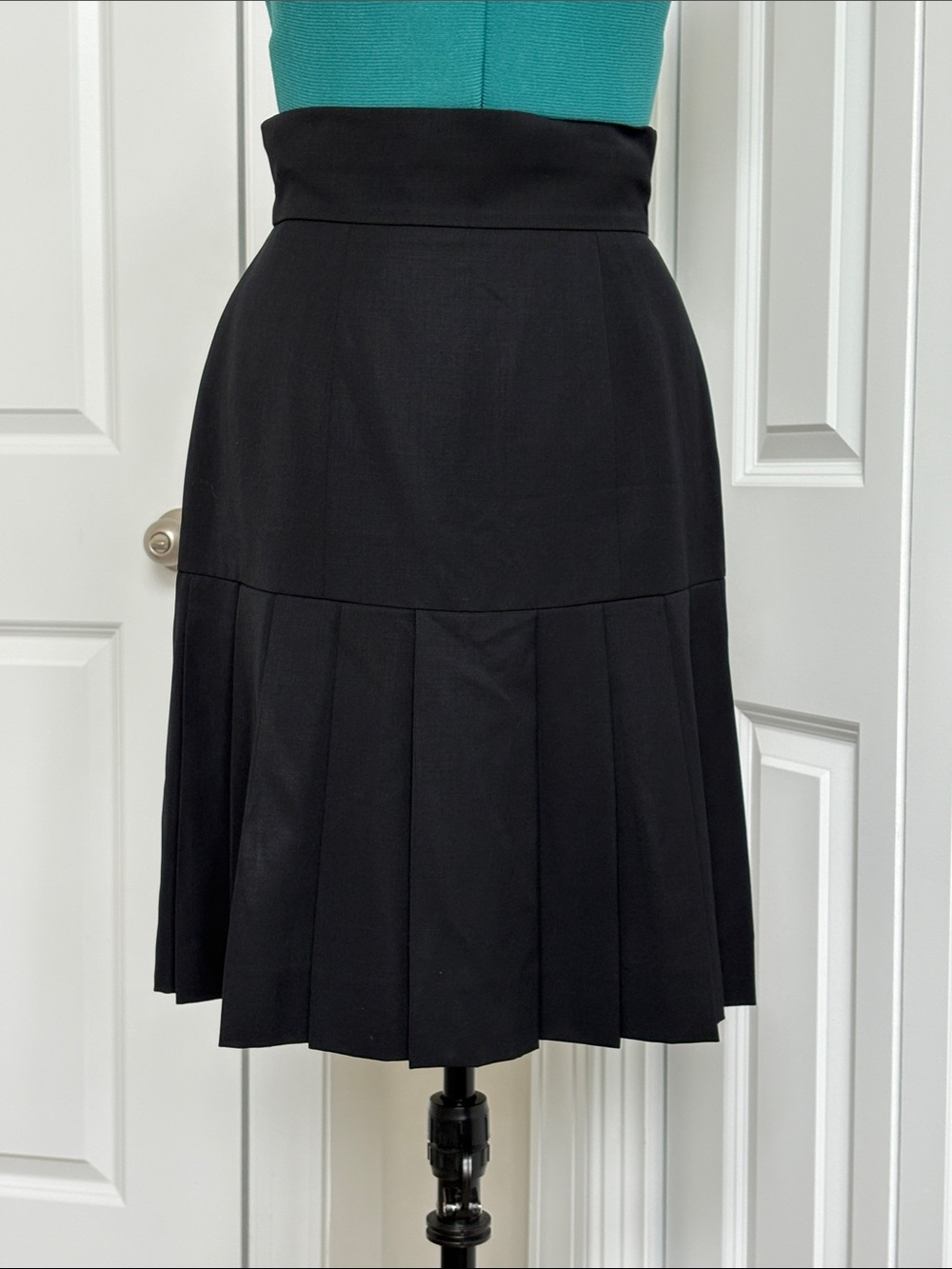 Chanel Vintage High Waisted Pleated Skirt - 1990’s